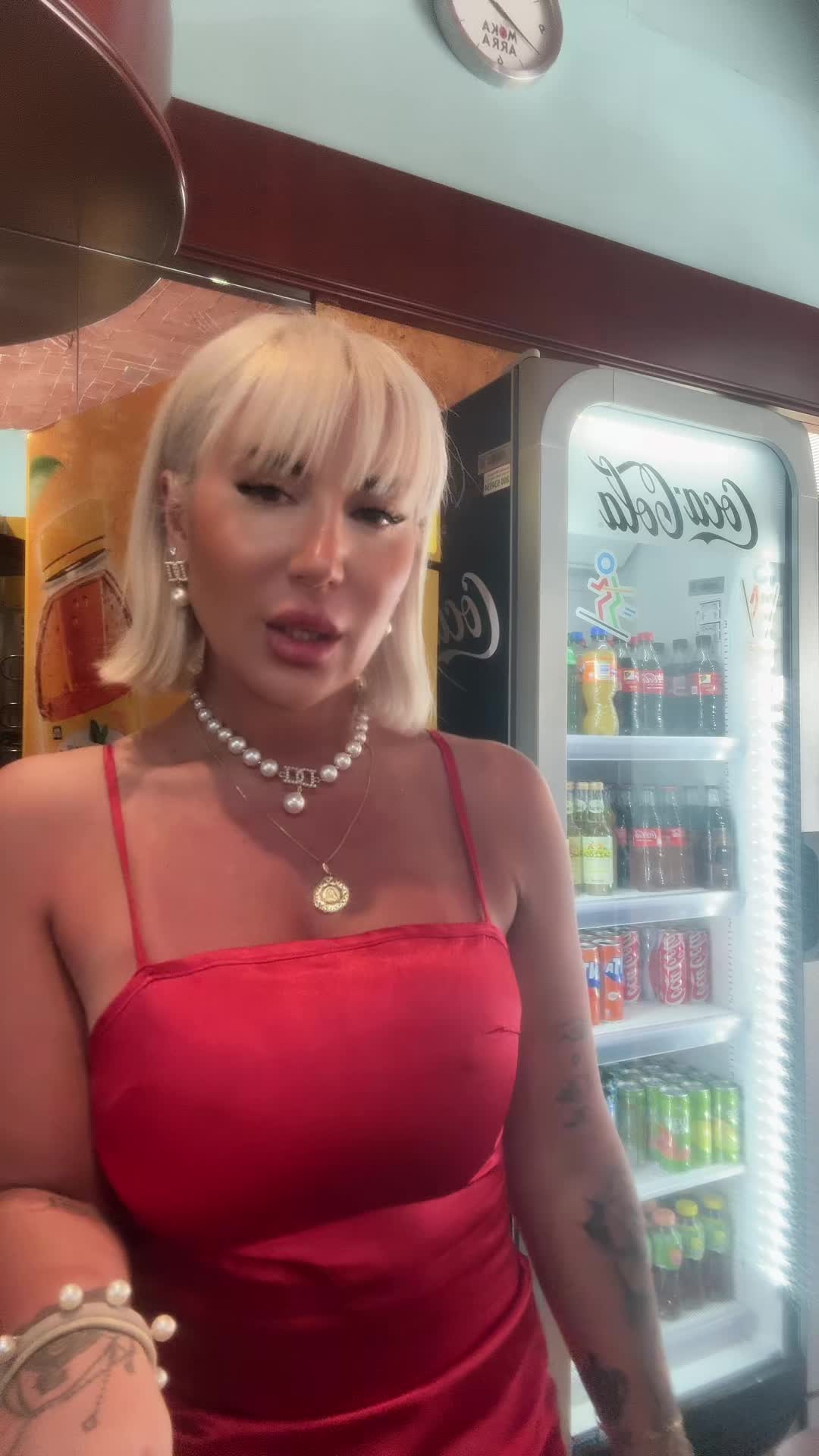 @Ela _entela
