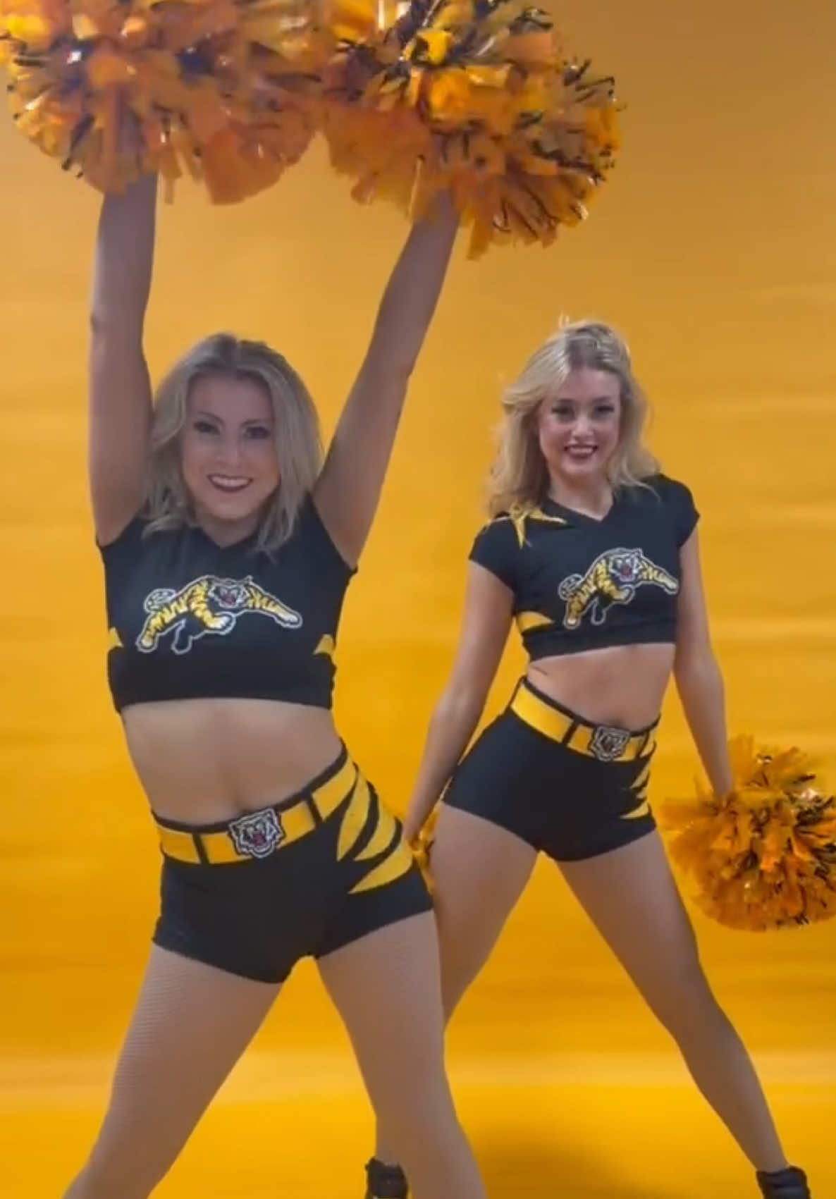 @TICATS DANCE & CHEER