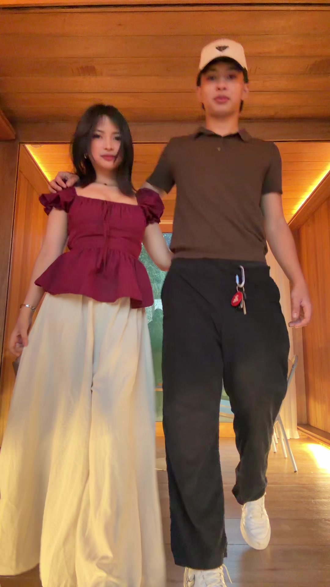 @<<3