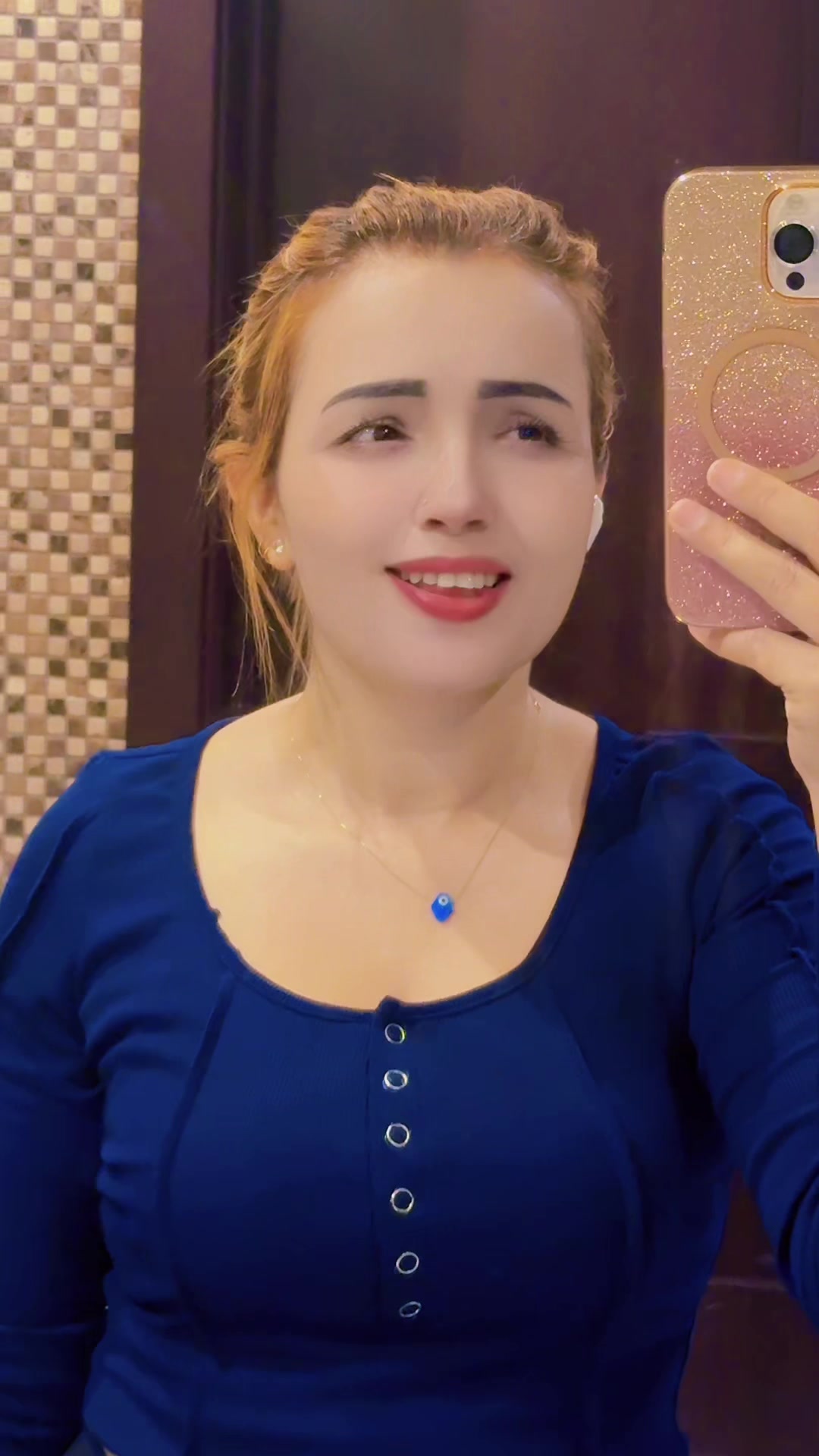 @🧿Anush👑🧿