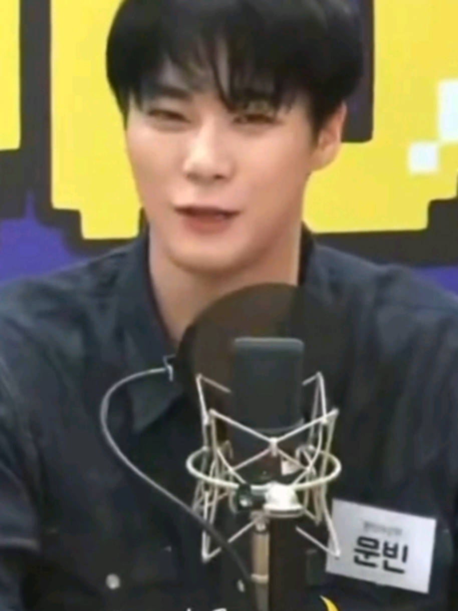 @C&Aacute;PSULADELOSRECUERDOS:MOONBIN