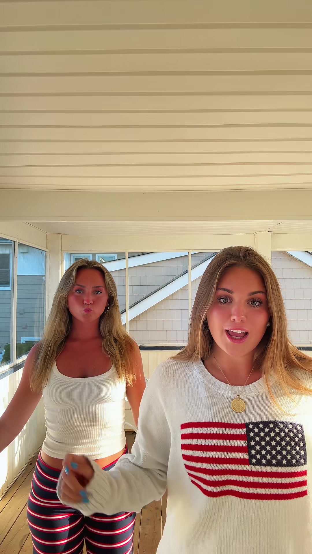 @ellaaenochs