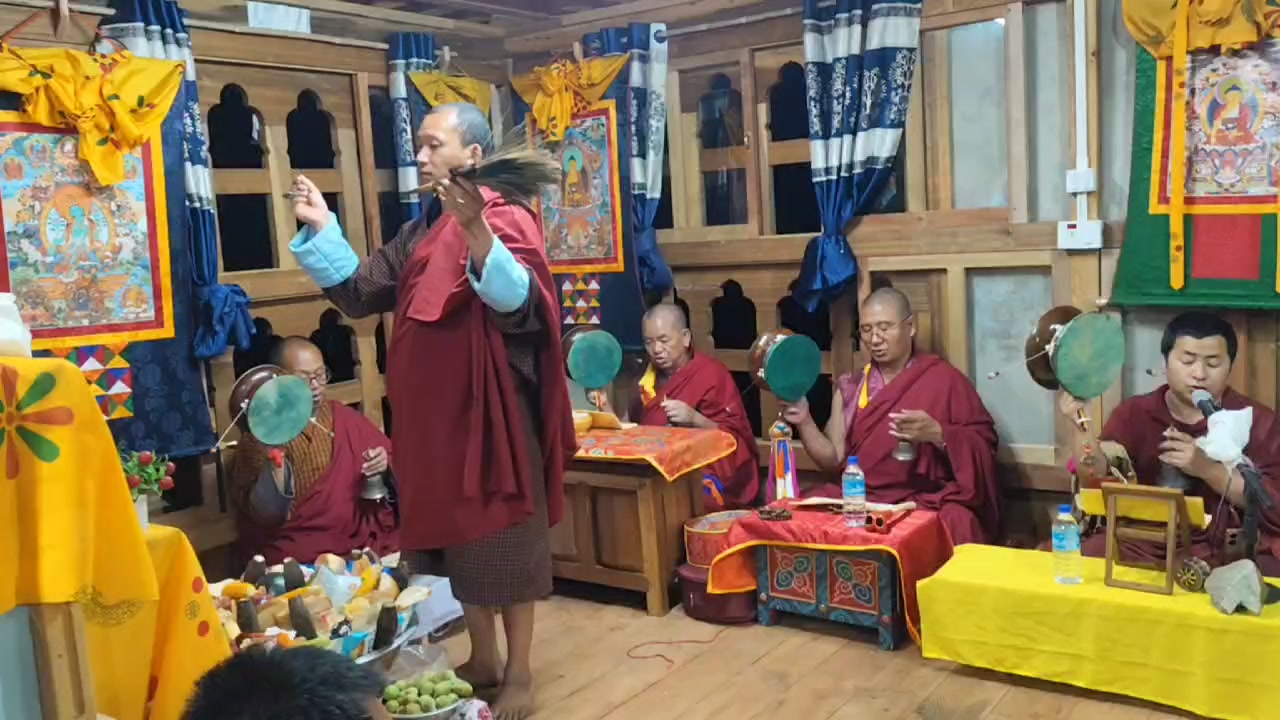 @C_Dema🇧🇹