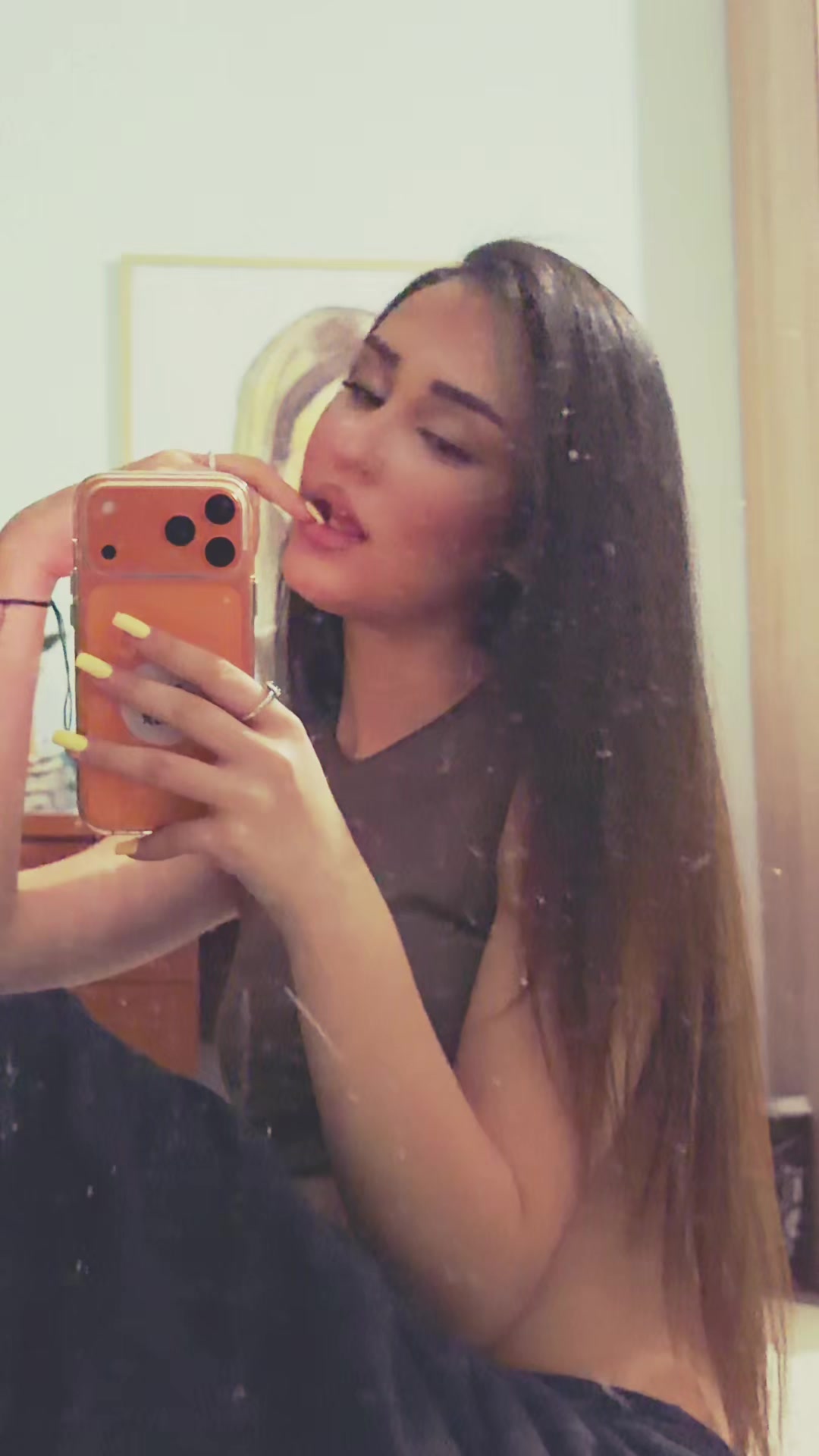 @xholinn