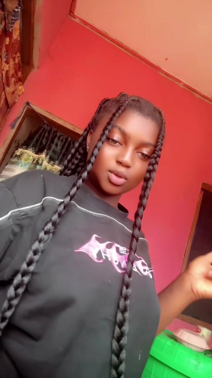 @꧁༒🌺•𝕯𝖊𝖑𝖆•🌺༒꧂