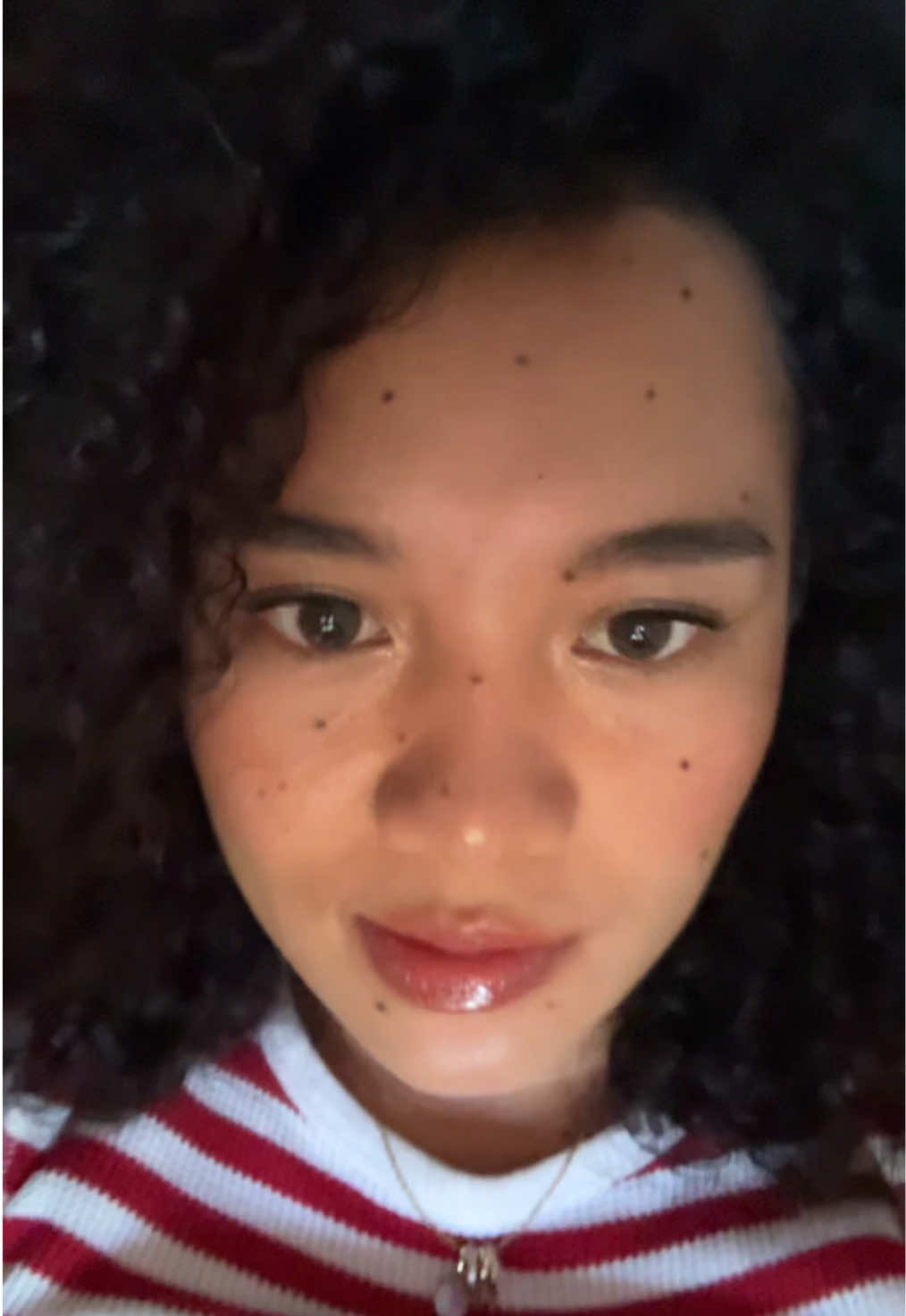 @veenique_