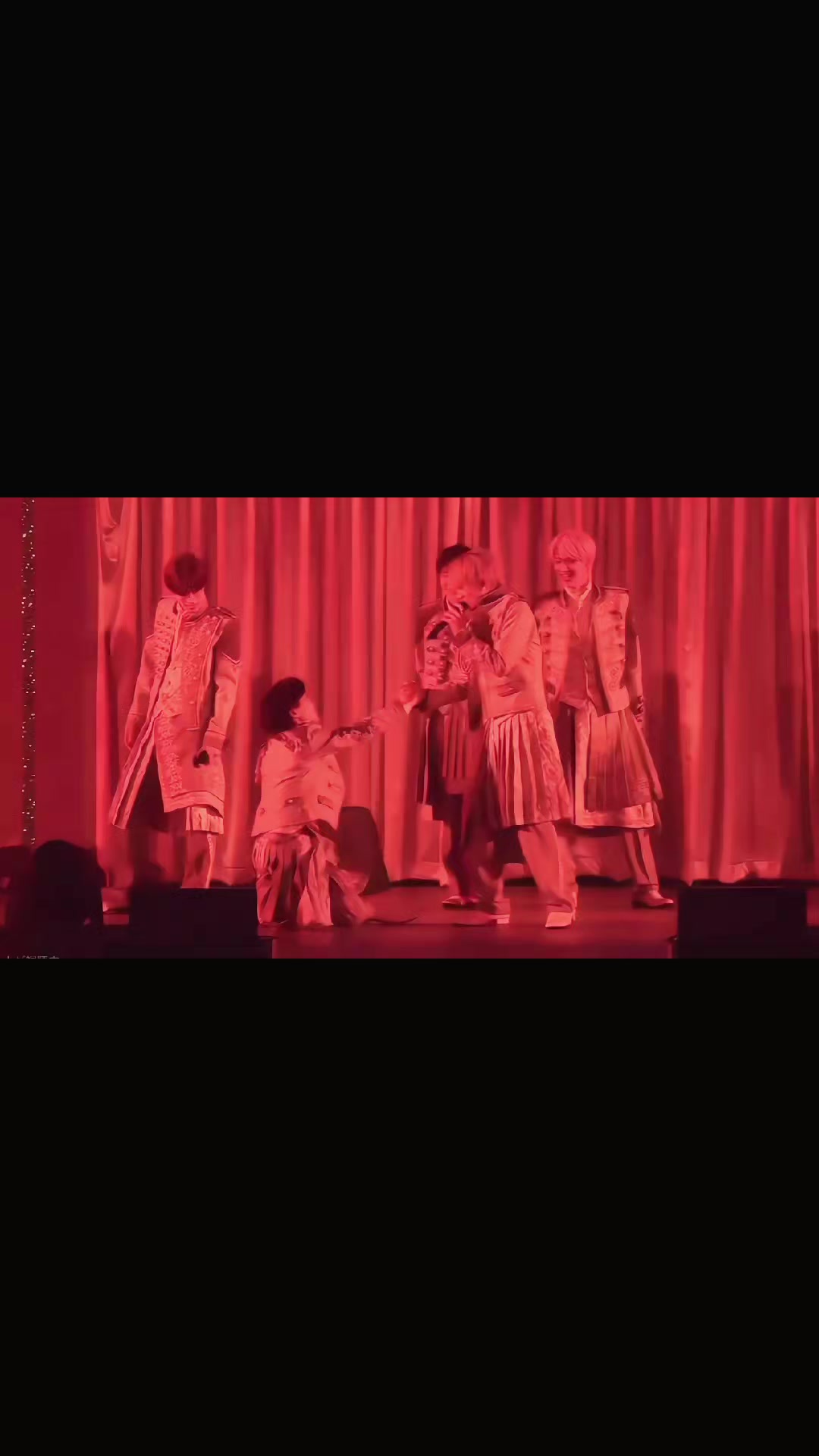 @るり