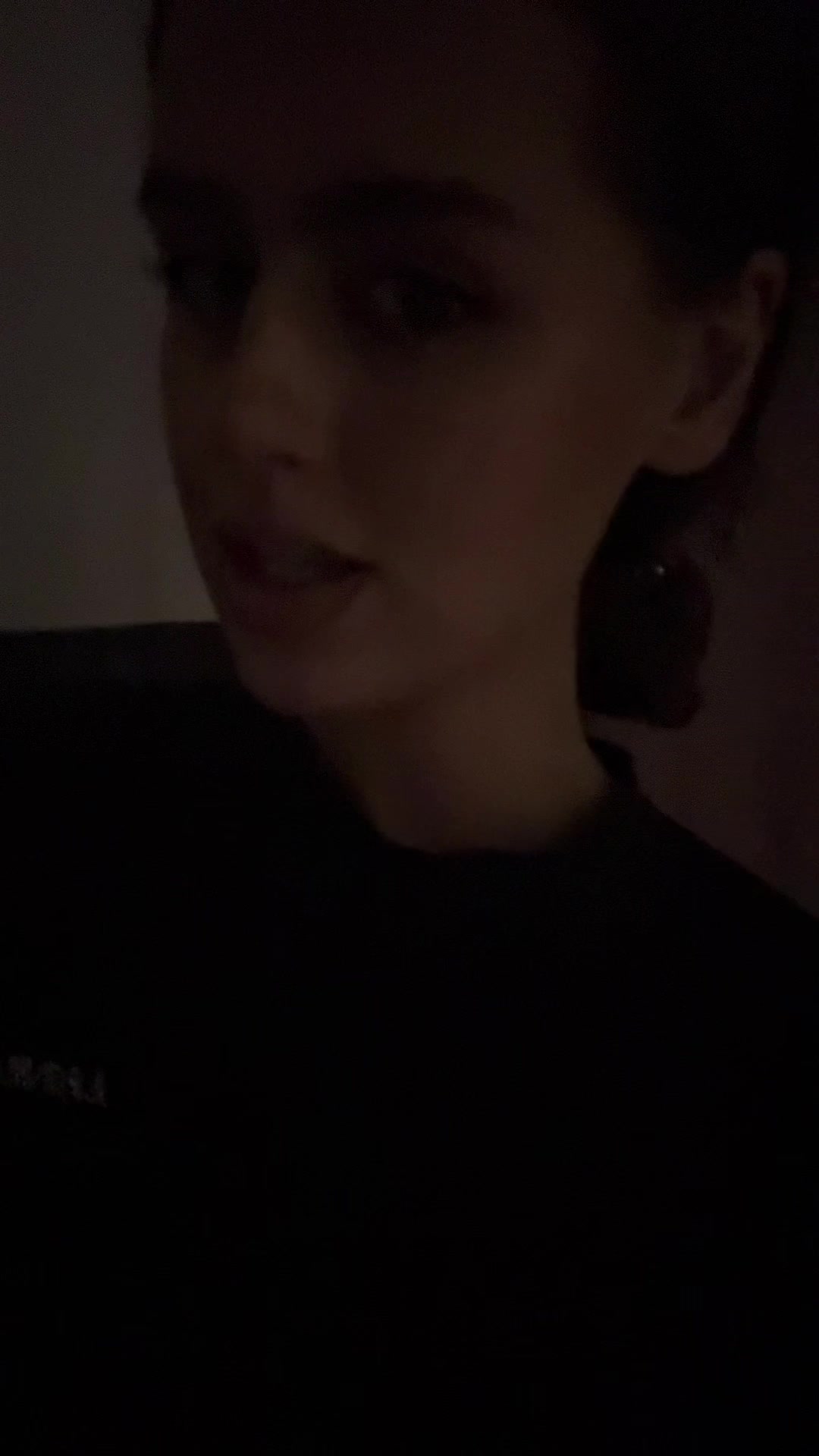 @anya