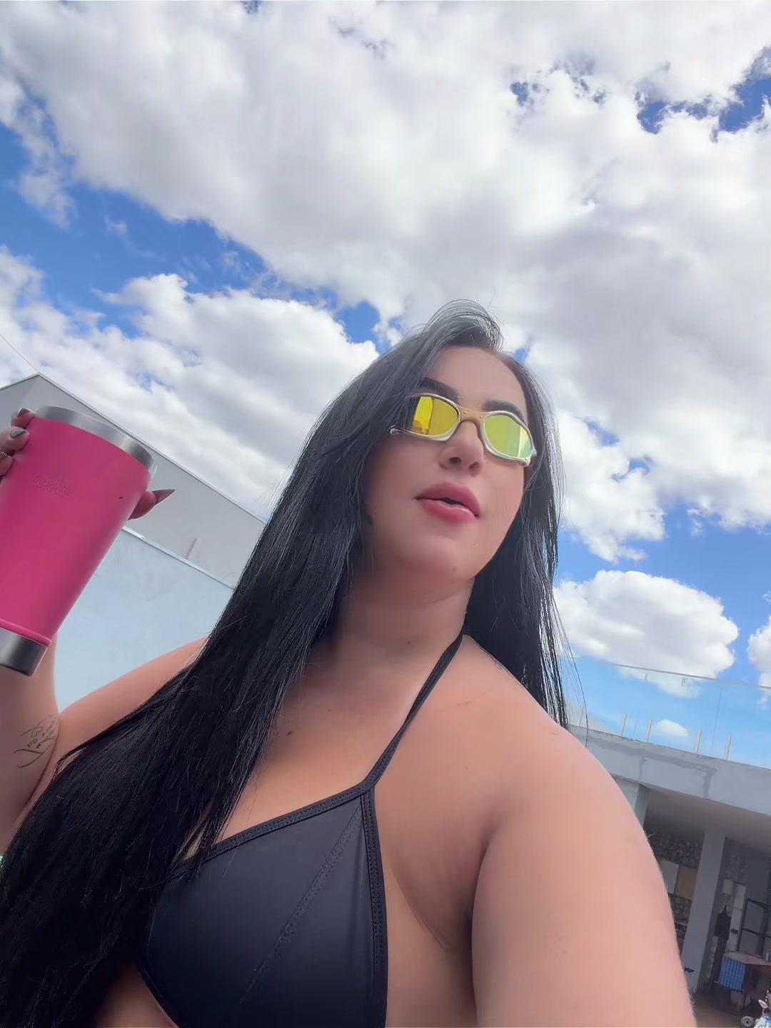 @_juliaaa2