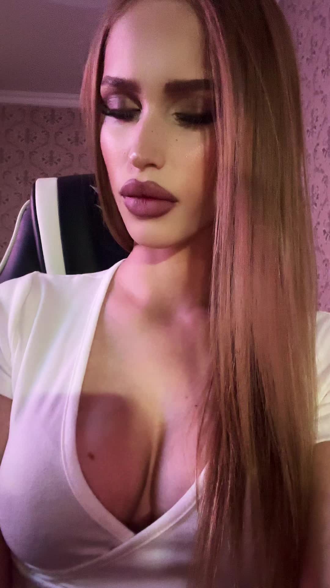 @ChicBlonde