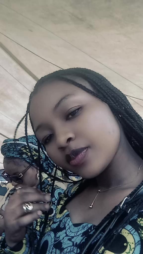 @Pholarshaddy💞