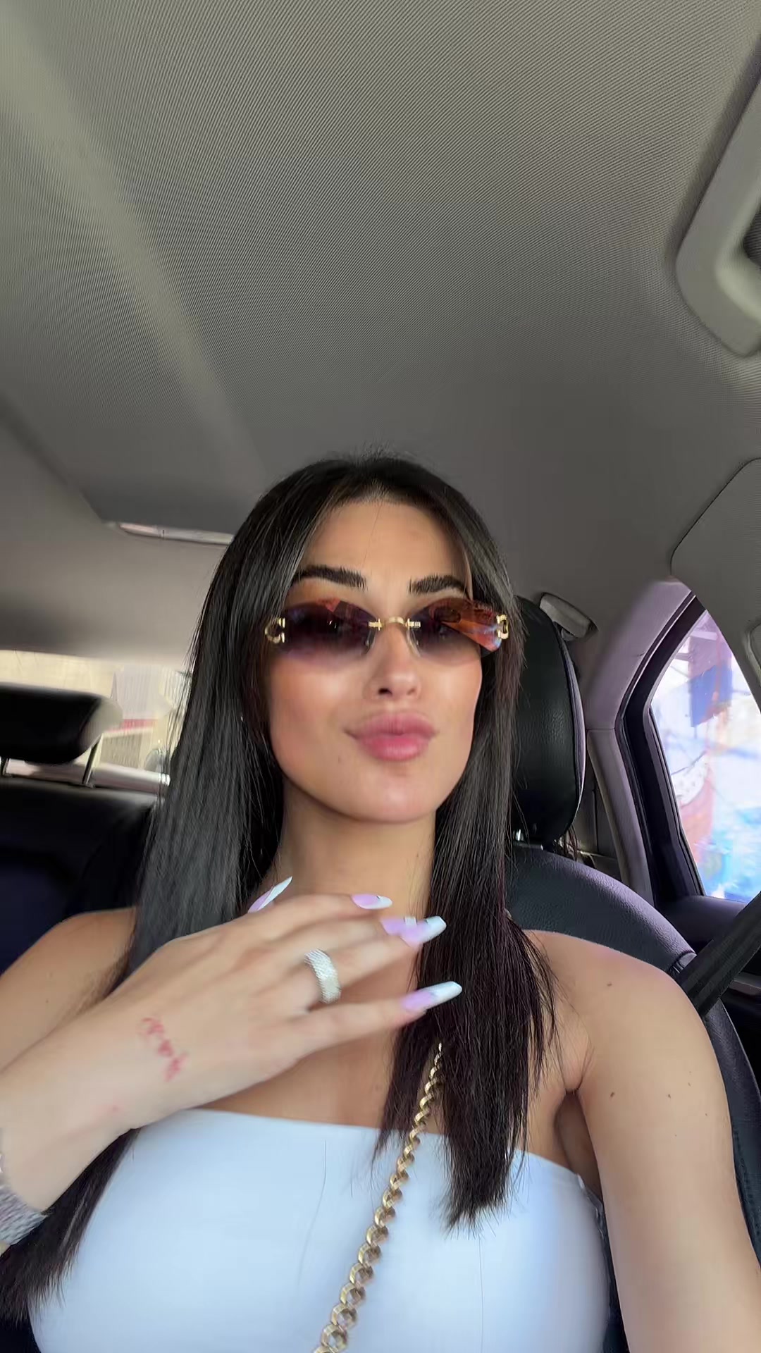 @njomzzz