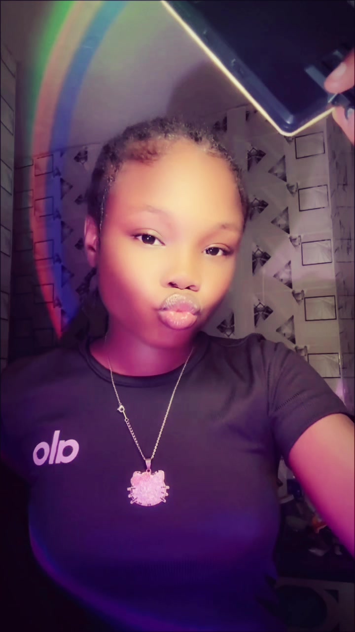 @Nazy_Bella