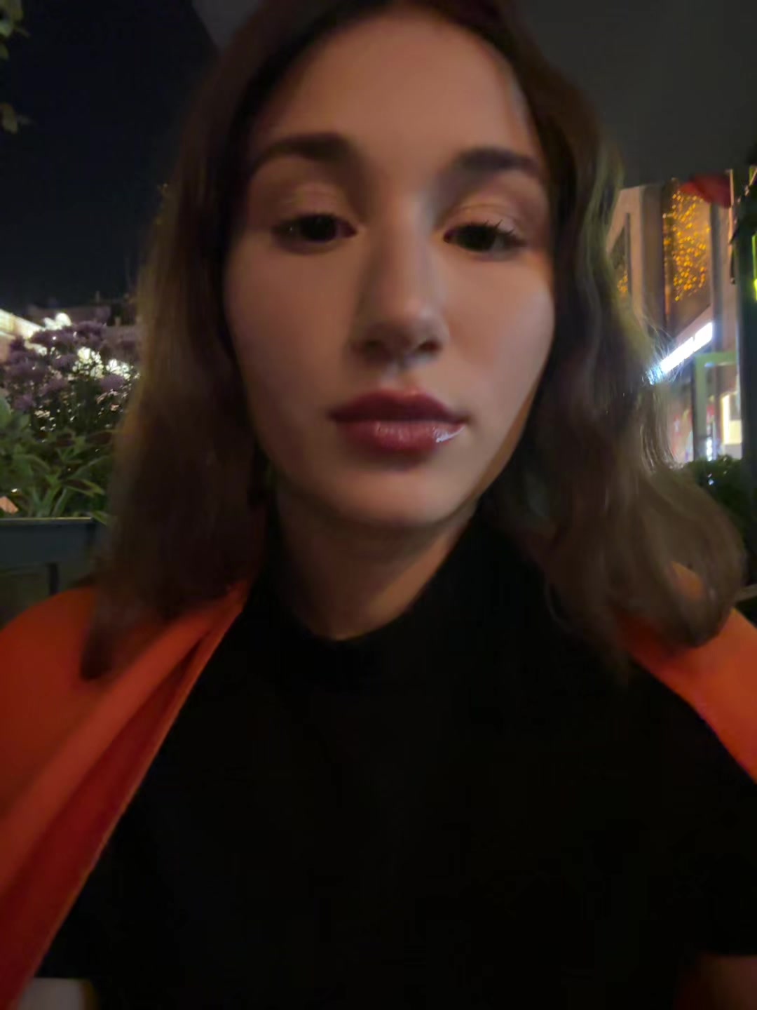 @𝐯𝐢𝐯𝐢