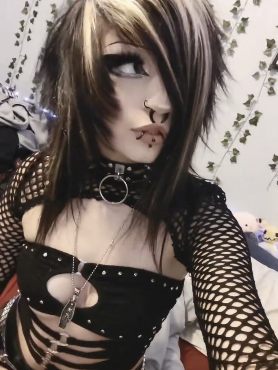 @carleigh curse 🕸️