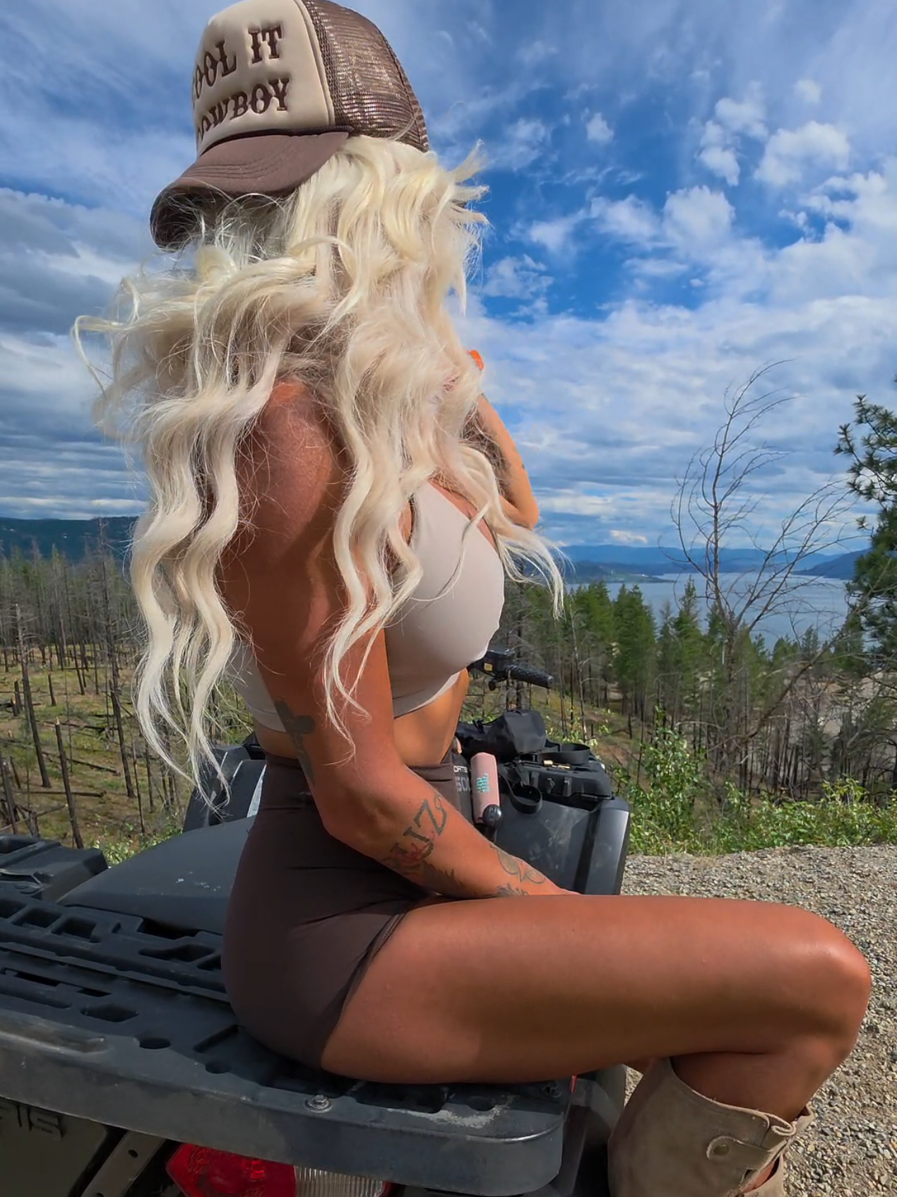 @_californiachick