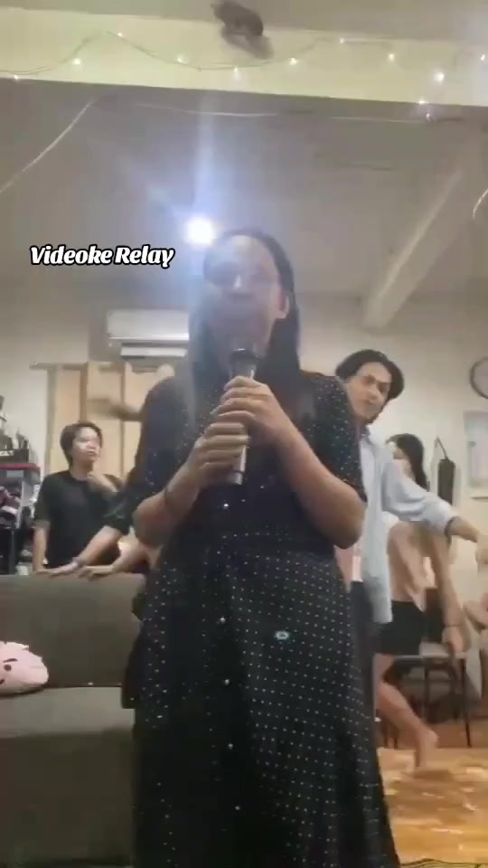 @_identitee