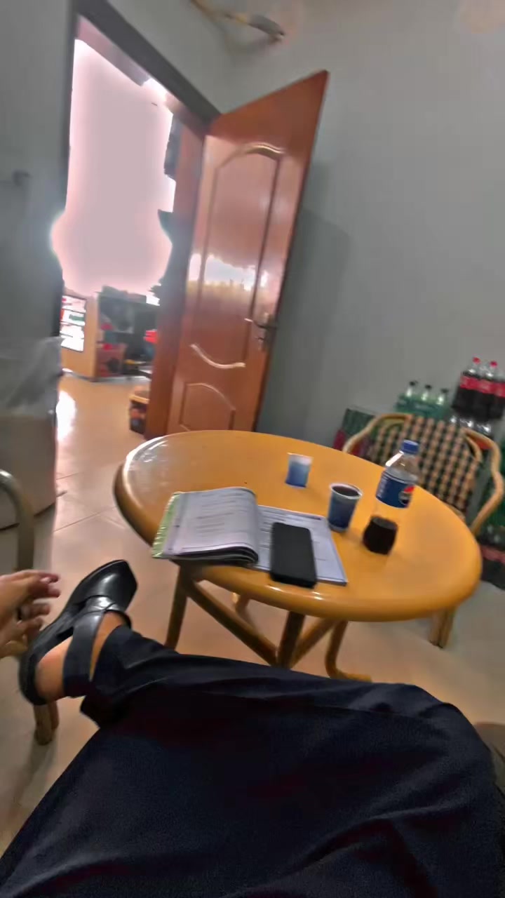 @ʟɪꜰᴇ_ᴏꜰ_ꜱʜᴀᴍɪɪ🥂🚩