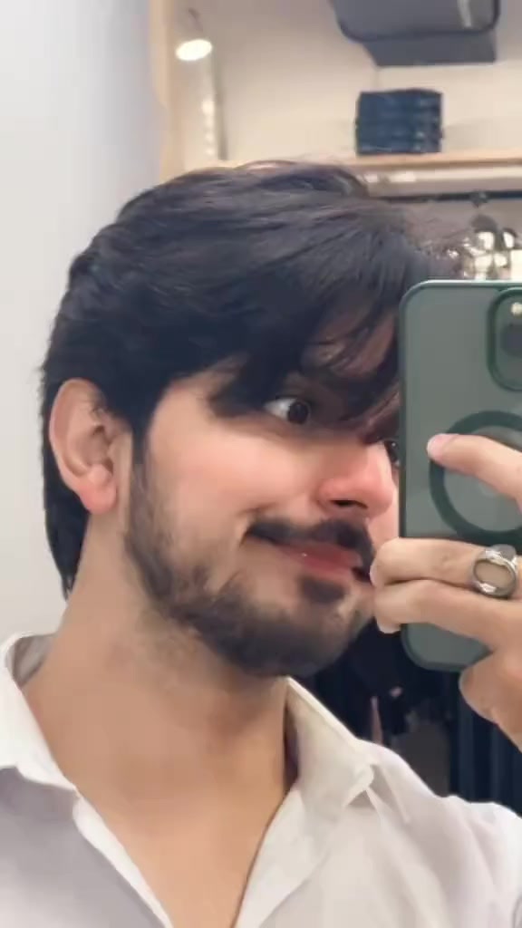 @Basuu💓👀