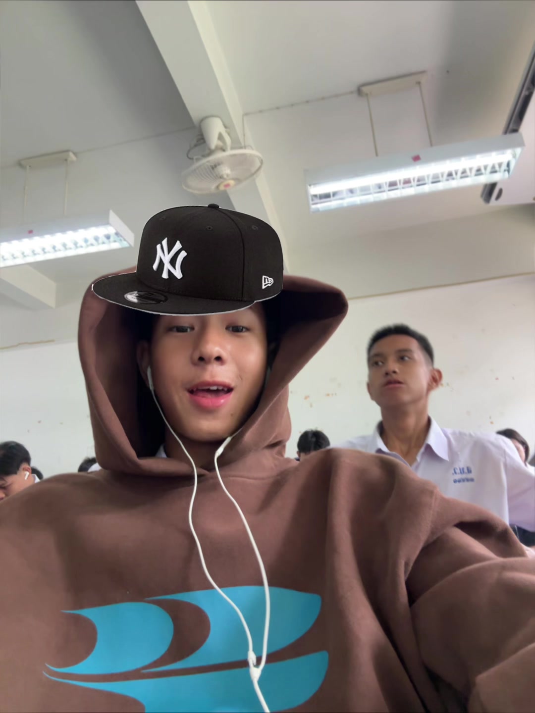 @ขุนแผนแดนเหลืองฟ้า