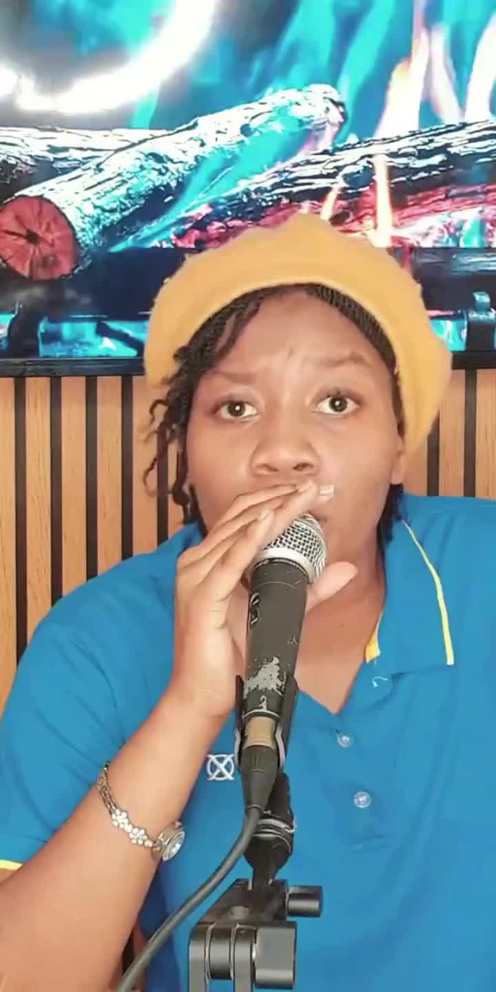 @Francesca femme de 🔥🔥