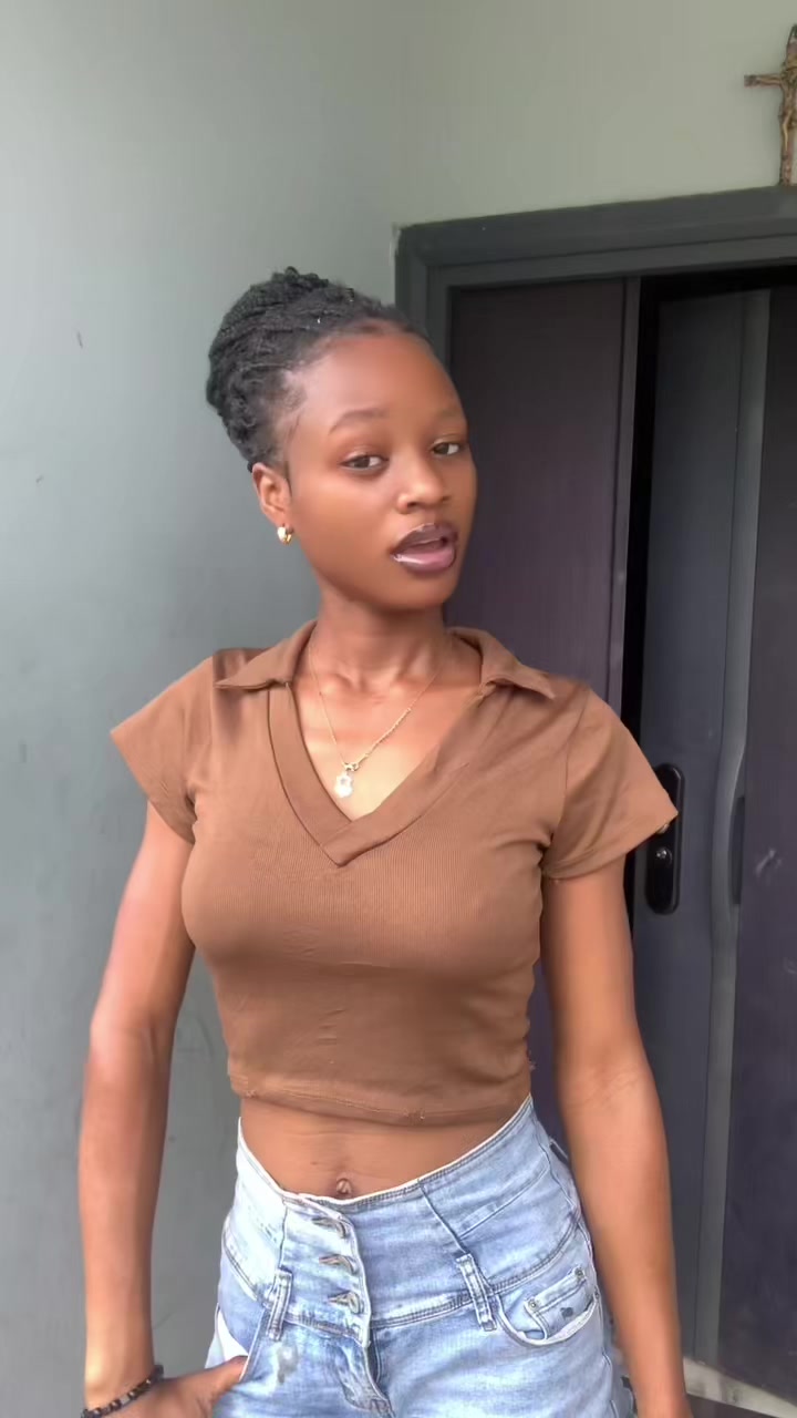 @Estherdontireforlowviews🤧🤲
