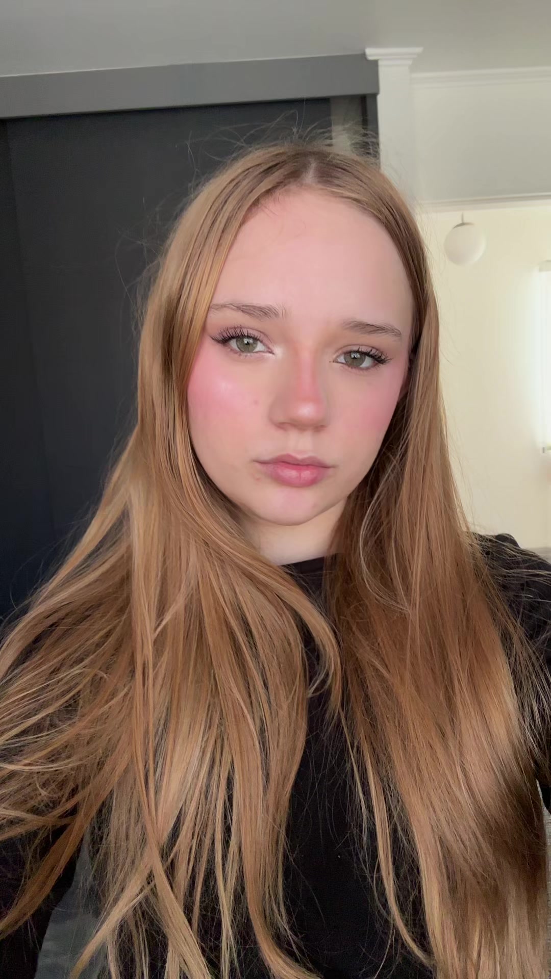 @𝒜𝑔𝓊𝓈𝓉𝒾𝓃𝒶 𝒫𝒶𝓏