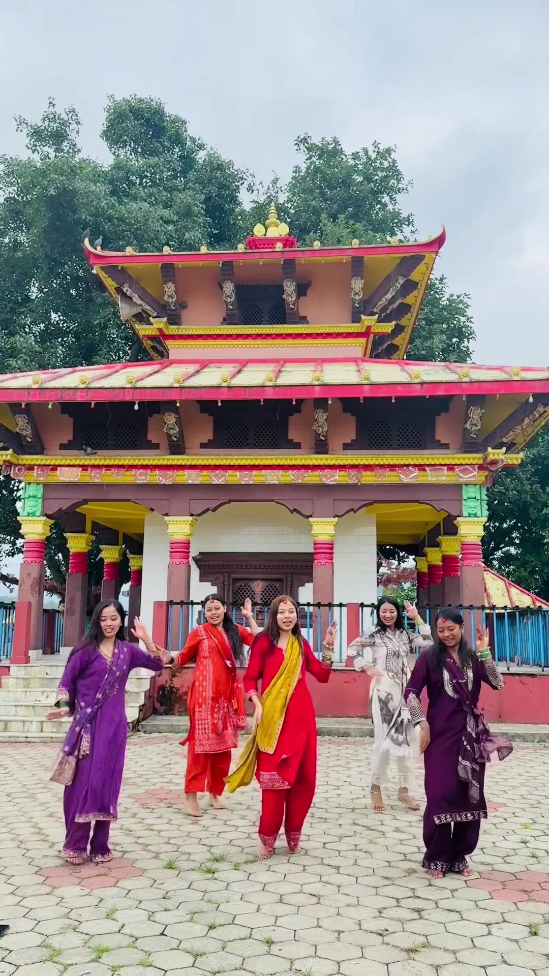 @SUSHMA TAMANG🧿