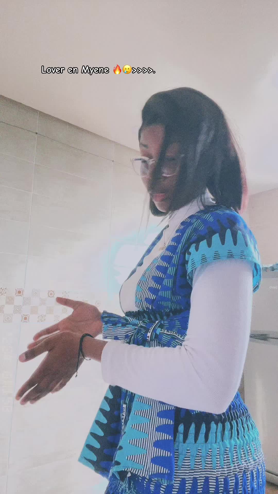 @Esther Karmen 🌺