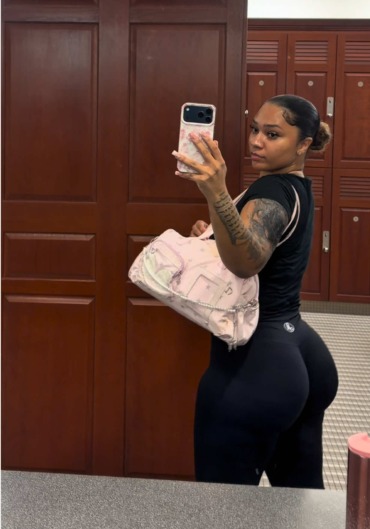 @Dej&ensp;Mercedoz