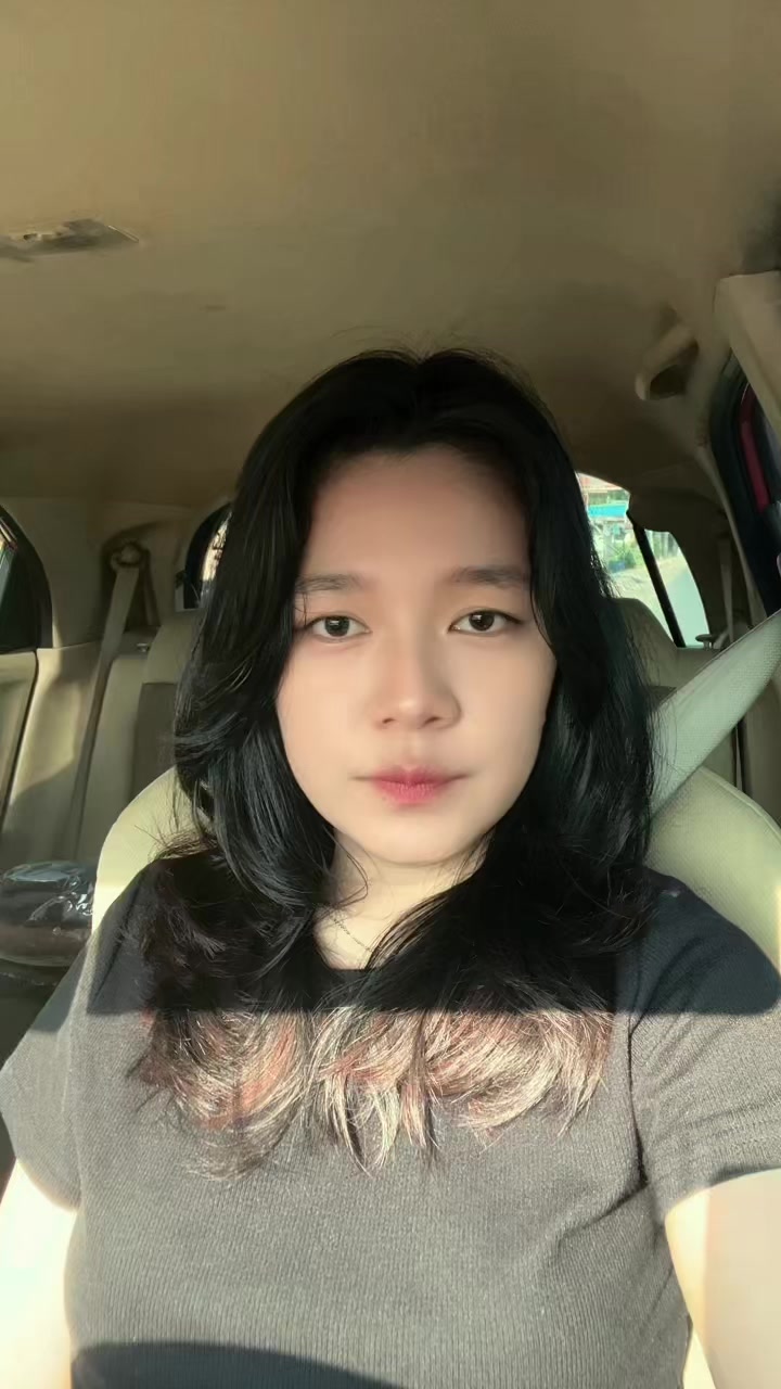 @Chellyyiii_