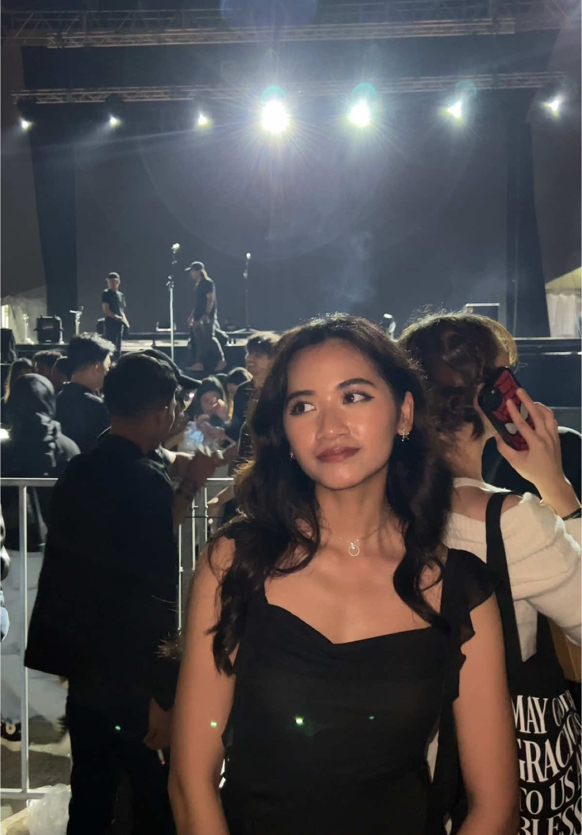 @sab🐝na