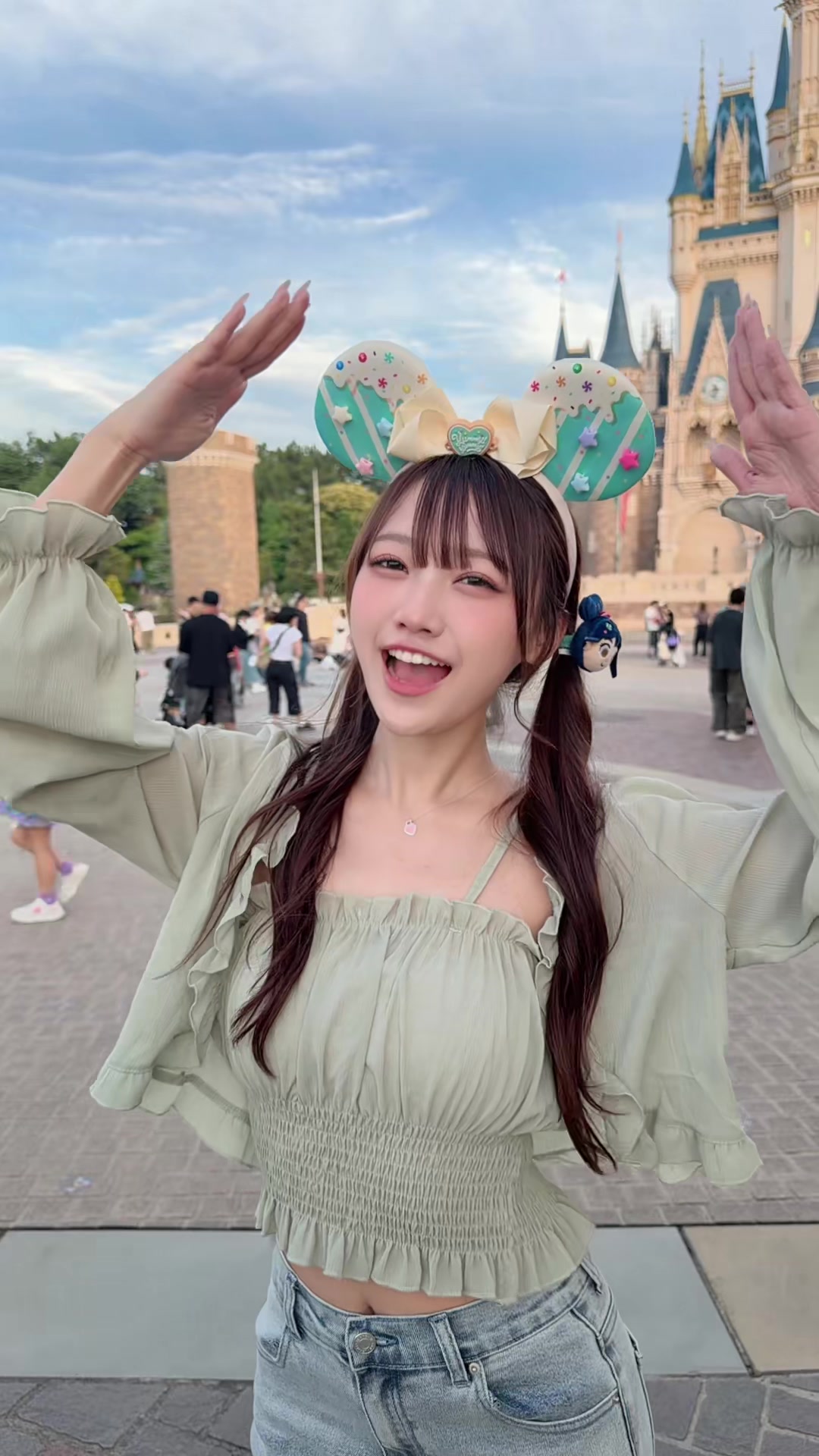 @川口瑠々奈/かわぐちるるな