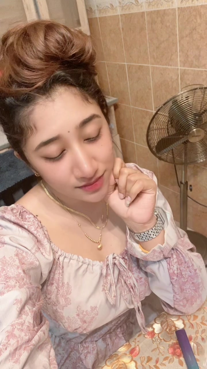 @蕾拉 ✨🐊