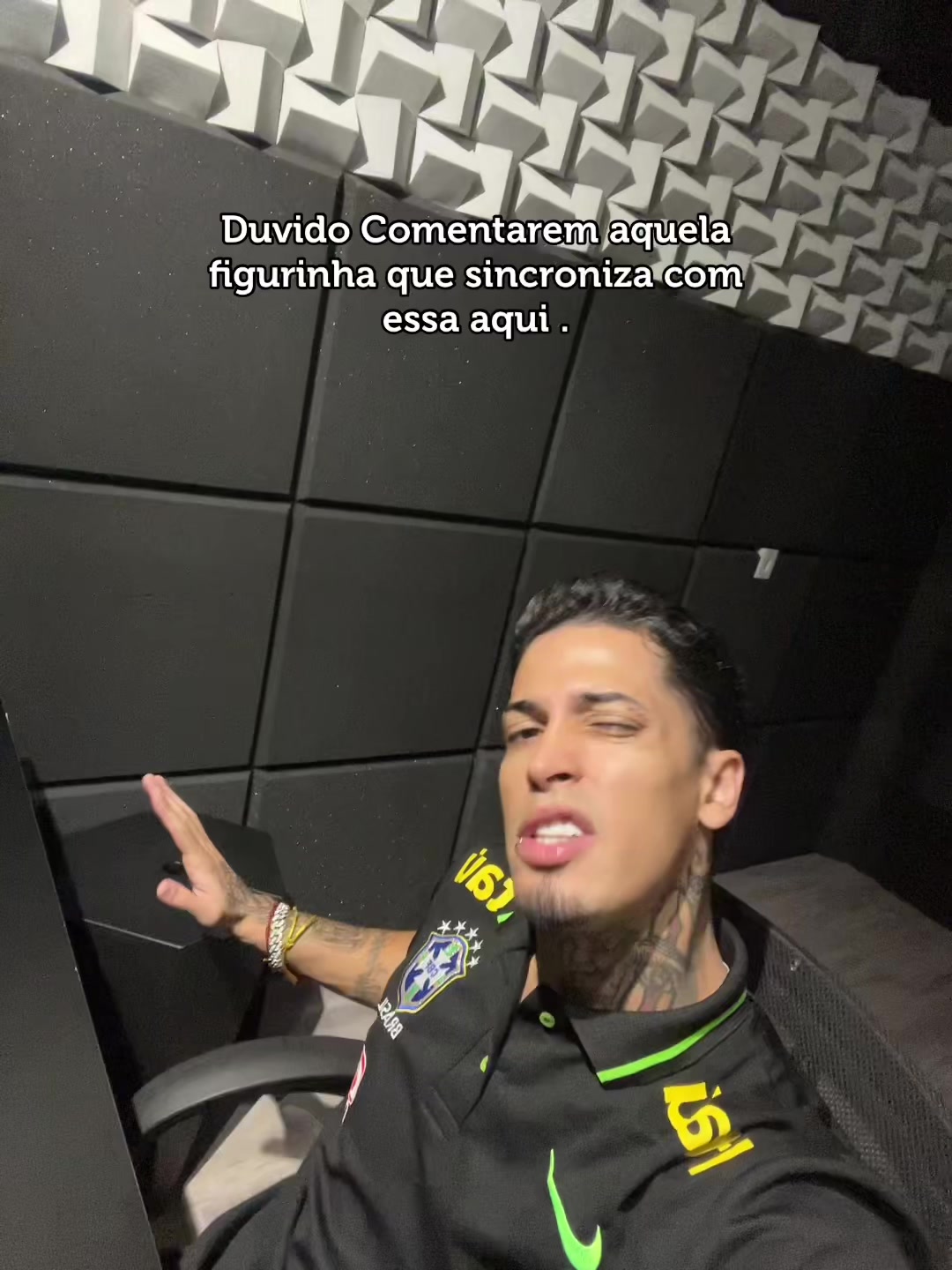@jhowmc_