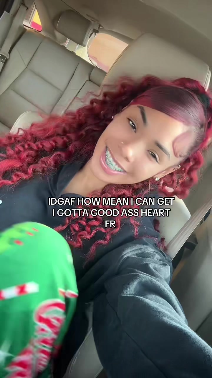 @notrllymariii