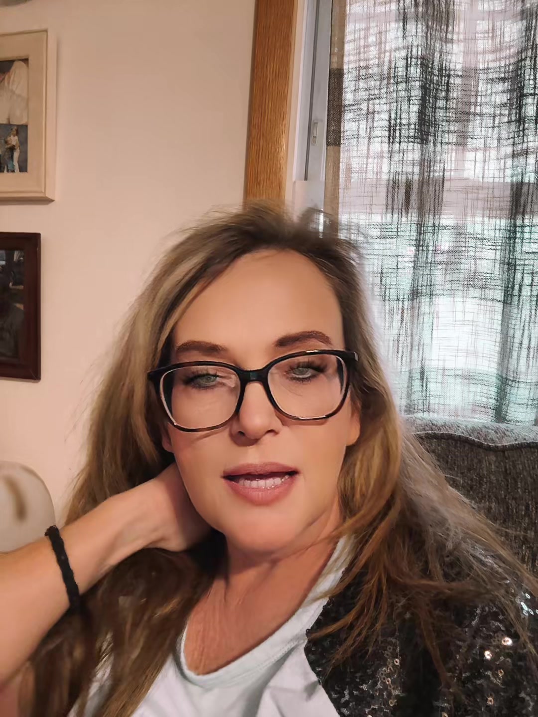 @MrsAngelaWV