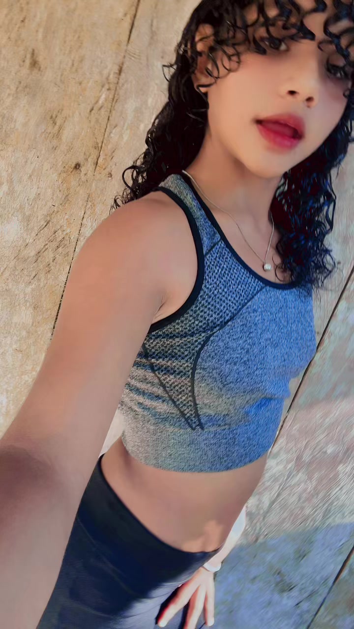 @Valeri😍😶🌫️