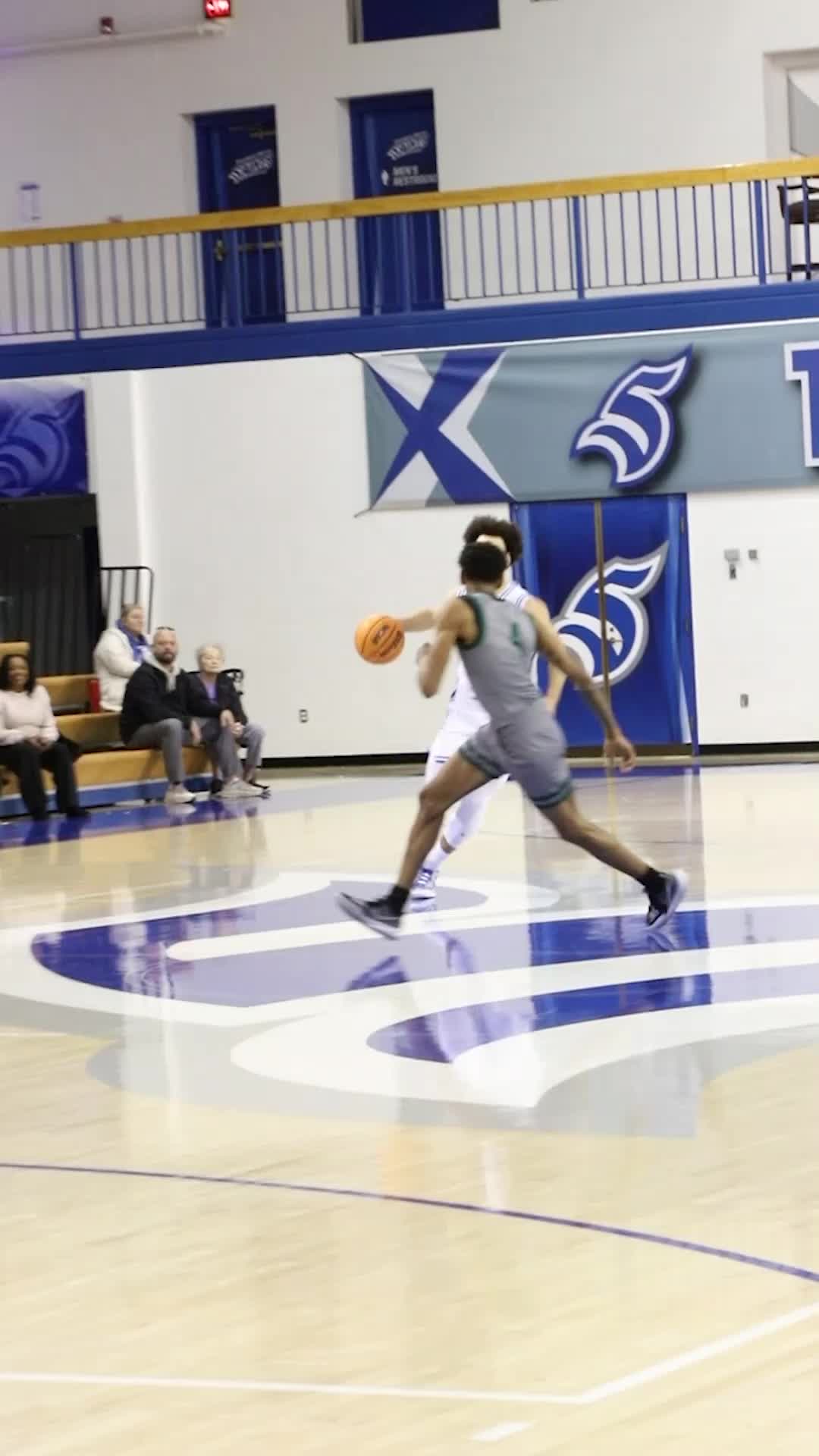 @ThomasMoreMensBBall