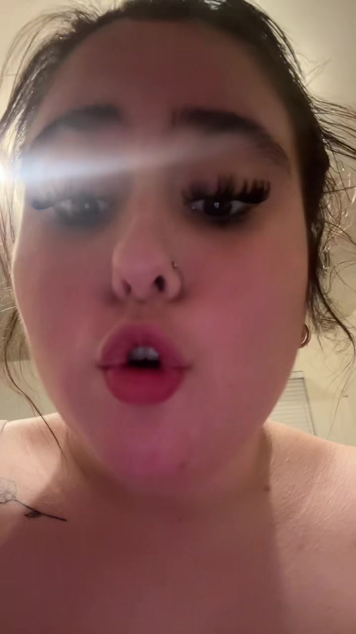 @maddie👩🏼🦲