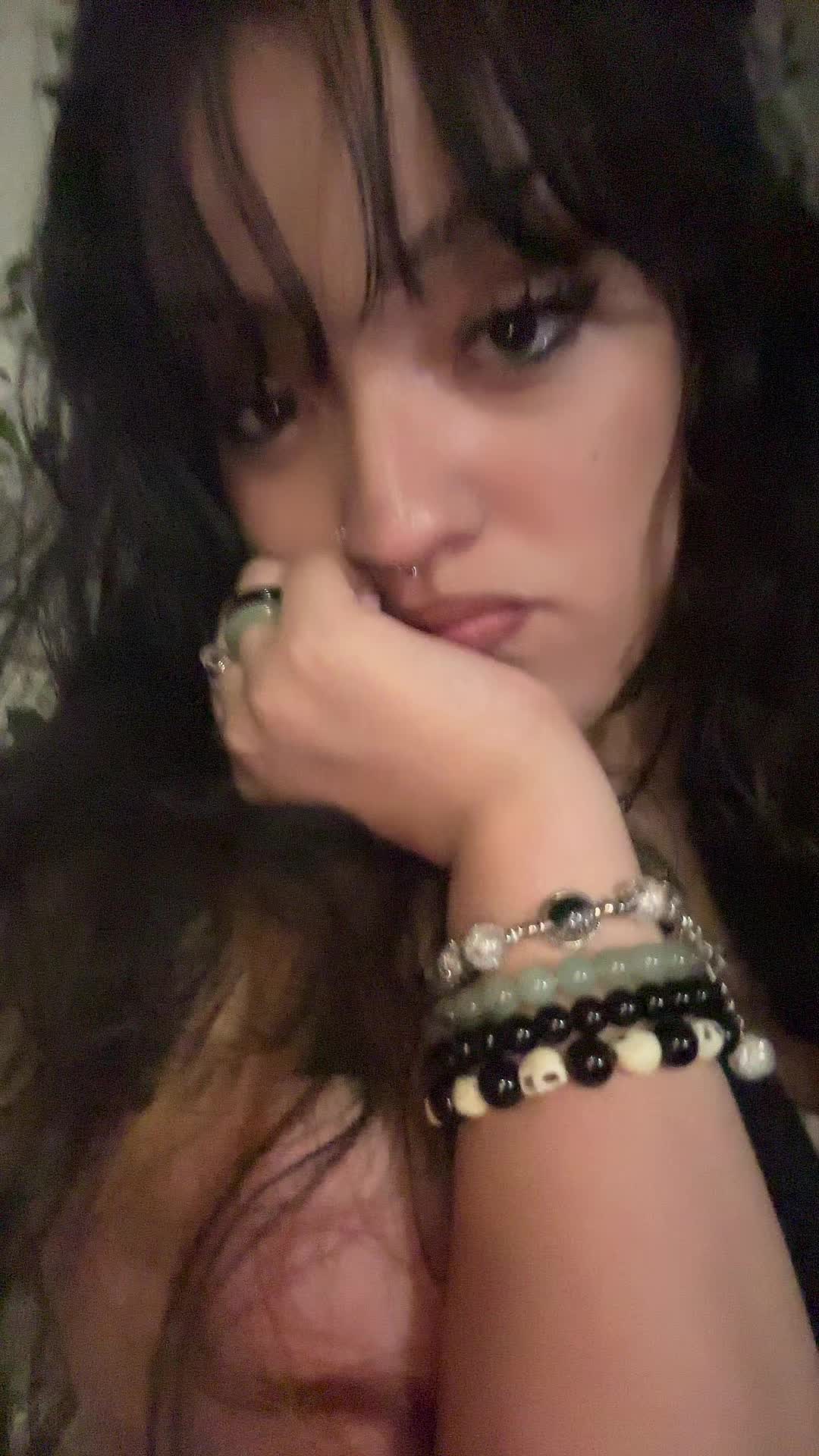 @️🦴vana