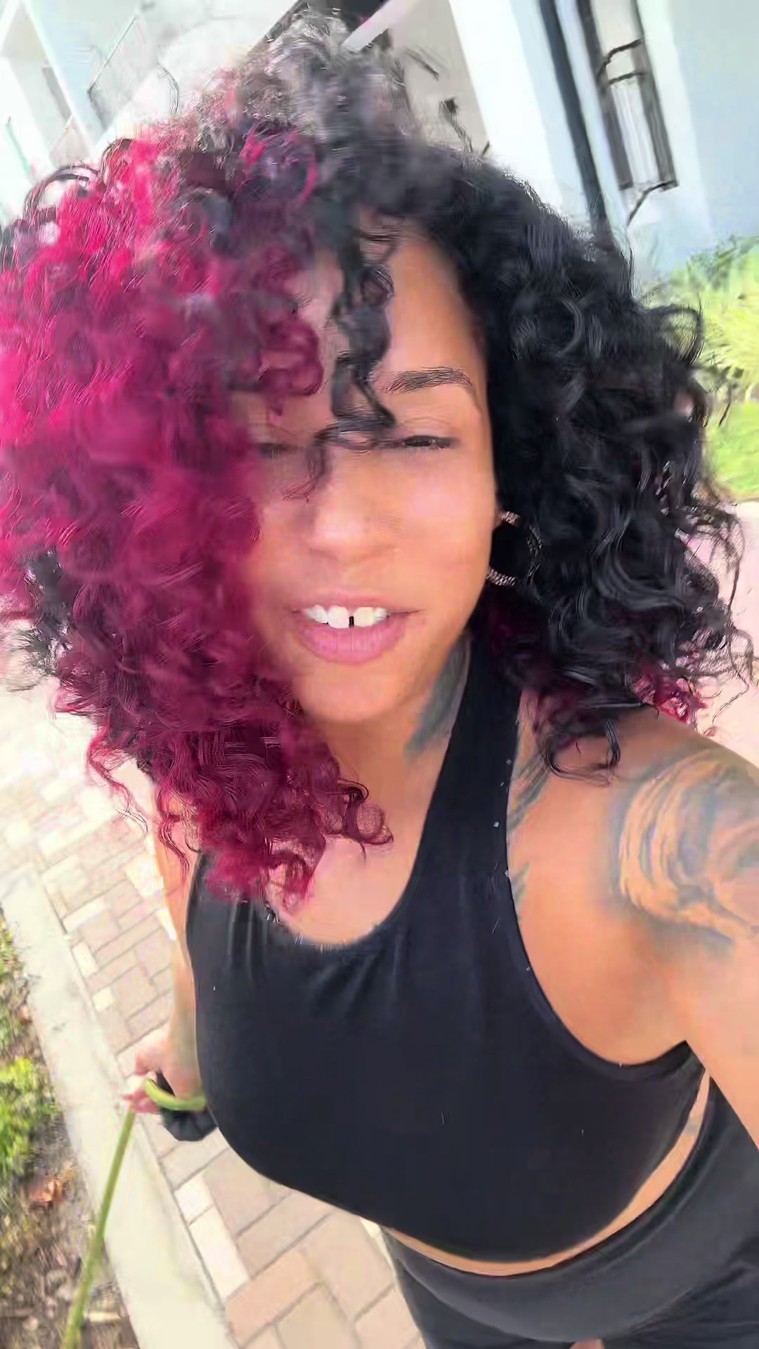 @ShhmoneyCurl