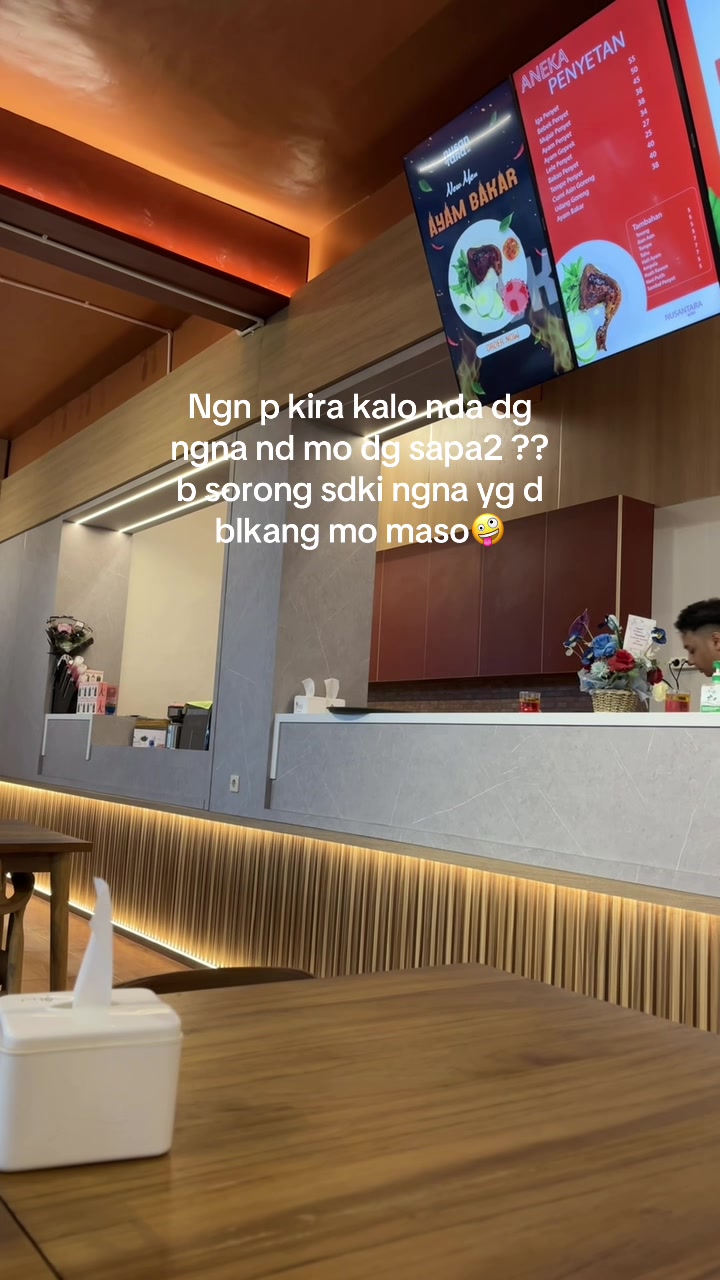 @Ucheee