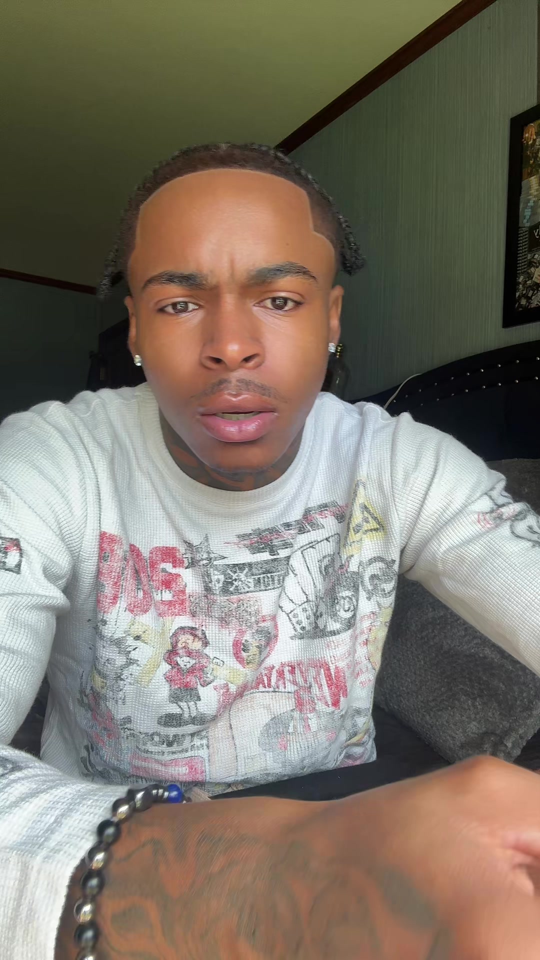 @YOUTUBER: VXNNY