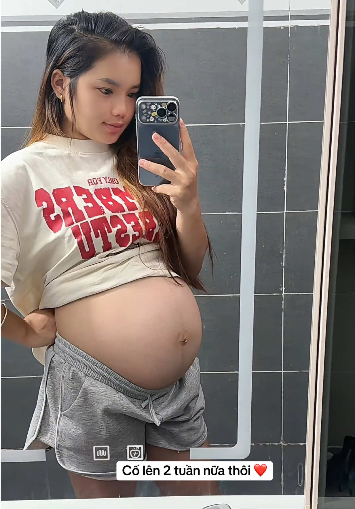 @Hoàng Yến 🌹