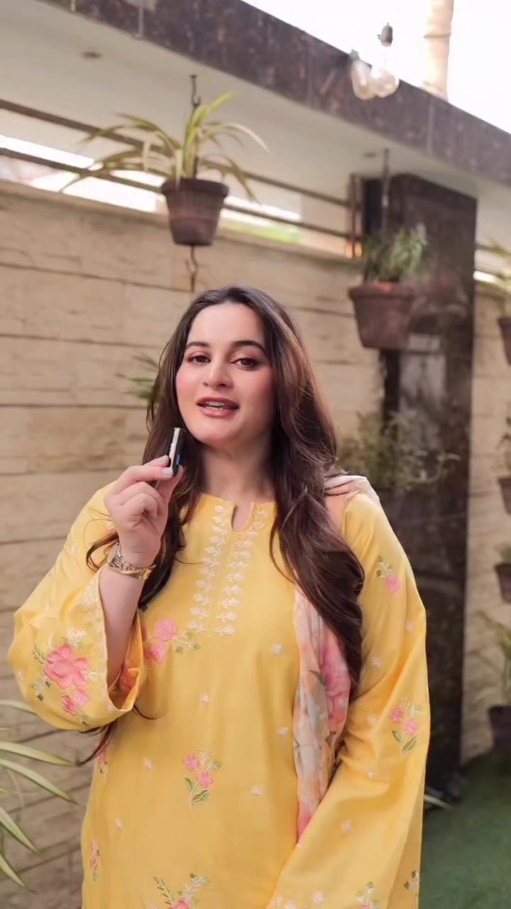 @Pakistani Queens