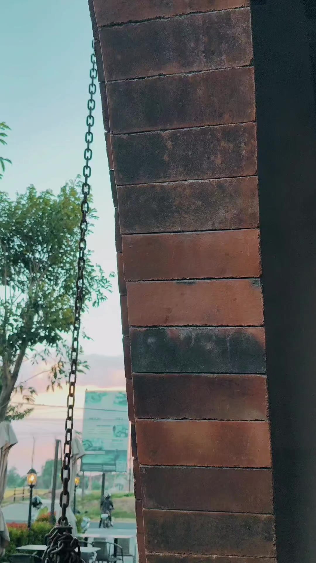 @paddybreeze.id