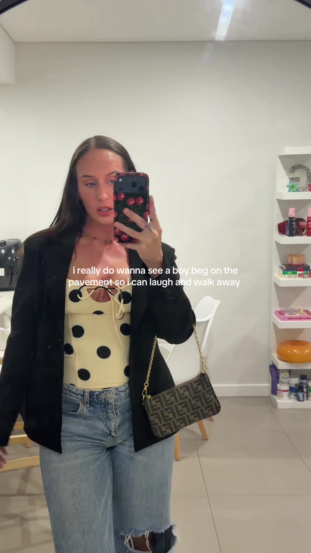 @courtney
