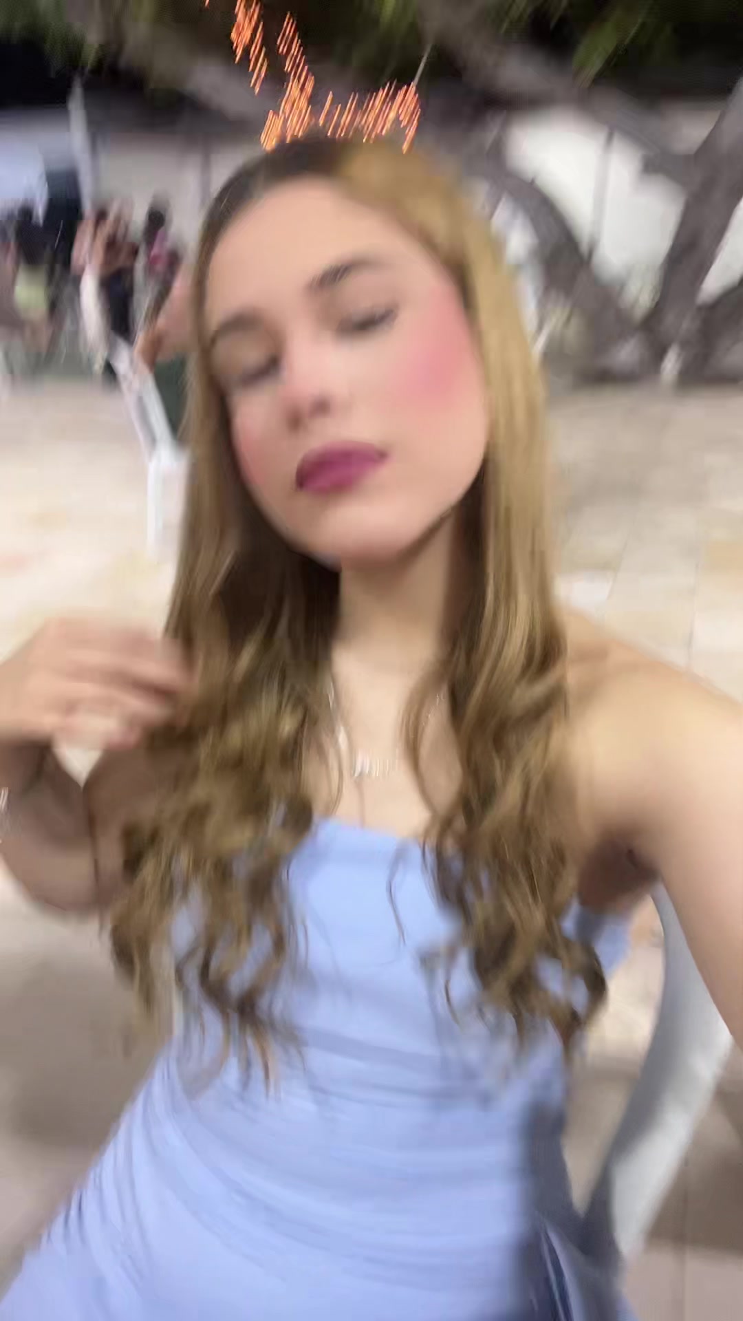 @julievilyy