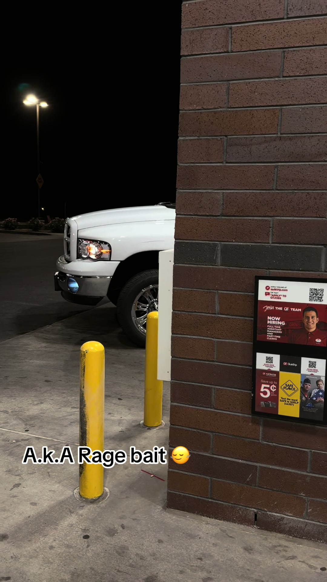 @Lowcummins_